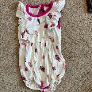 Kyte BABY Bubble Romper in Raspberry Shell Size 12-18 months